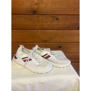 Tommy Hilfiger Women's Twniena  Lace-Up Sneakers i white Sz 8